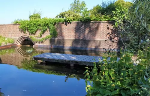 Why Choose an Oak Bridge?