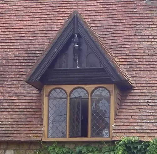 Why Choose Anthony Hicks for Leaded Light Repairs in Kent & Sussex?