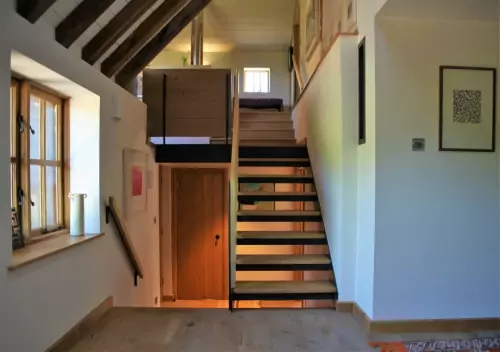 Traditional & Modern Oak Staircases Built to Last