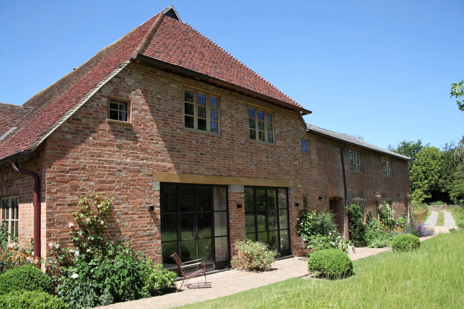 Brickwork Restoration, Repair & Pointing