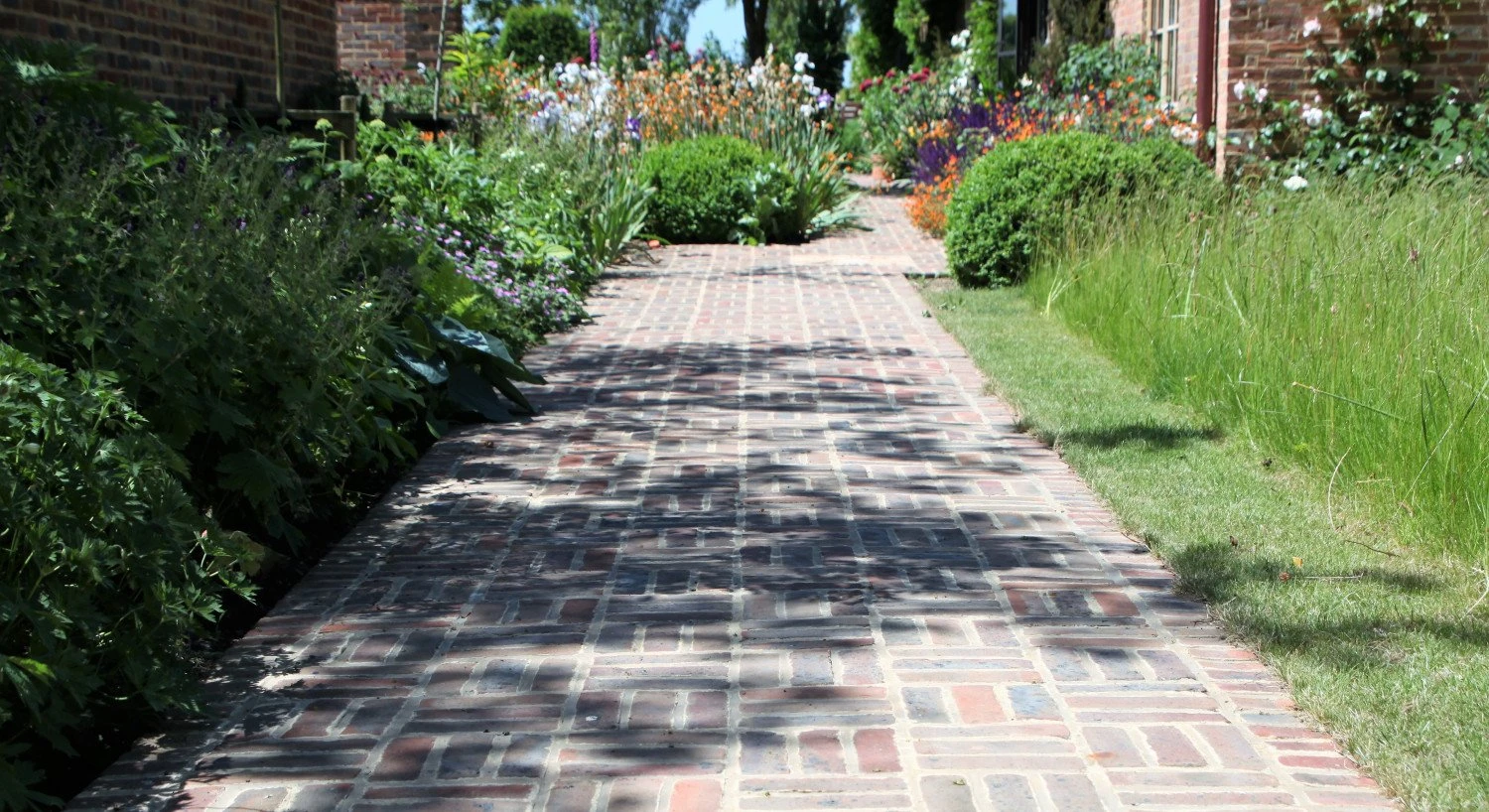 Driveways & Garden Paths